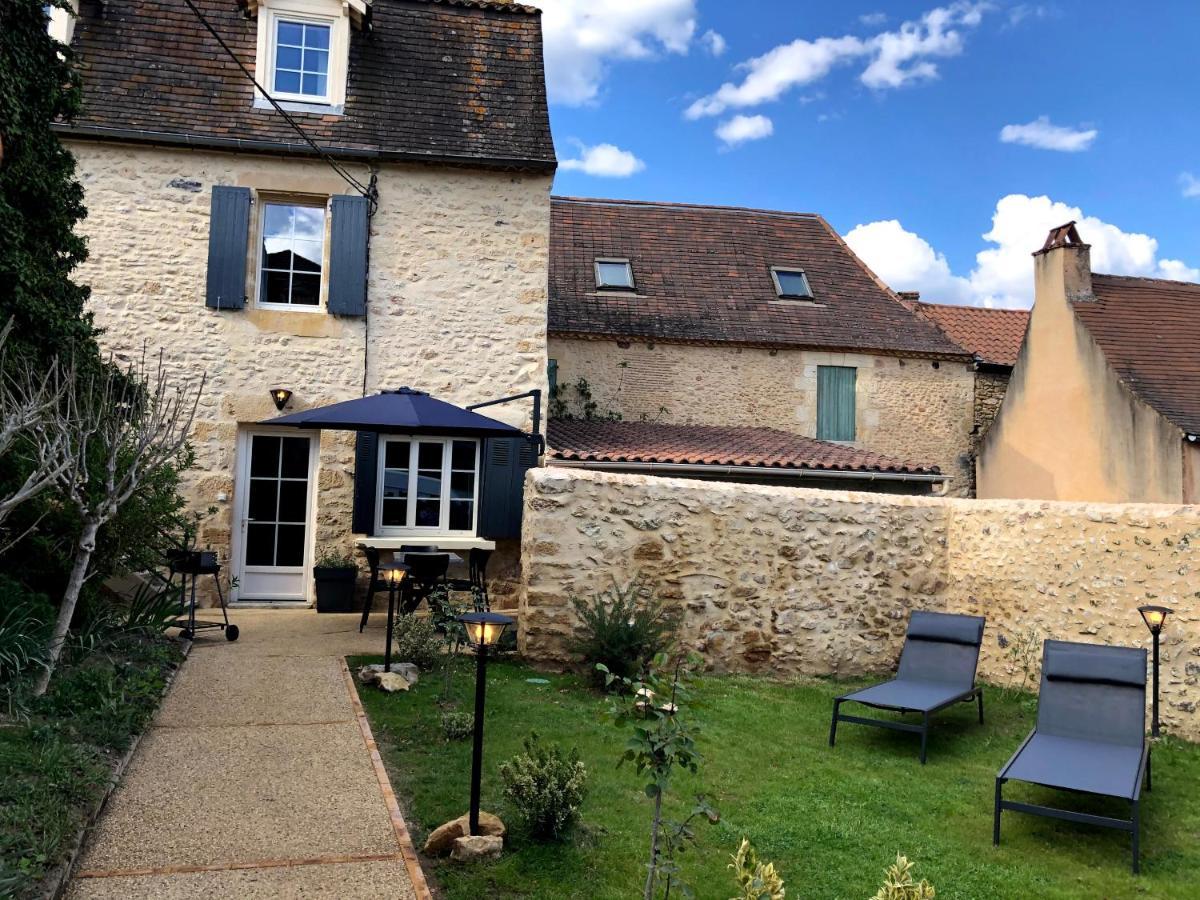 Le Trefle A Quatre Feuilles Hotel Siorac-en-Perigord Exterior photo