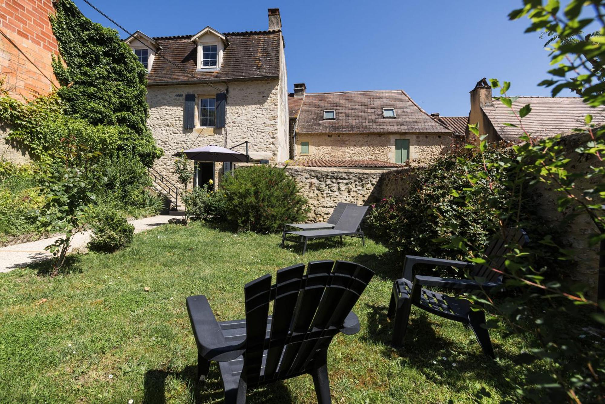 Le Trefle A Quatre Feuilles Hotel Siorac-en-Perigord Exterior photo