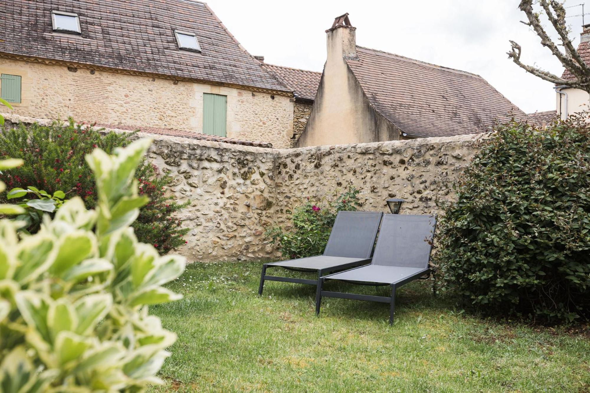 Le Trefle A Quatre Feuilles Hotel Siorac-en-Perigord Exterior photo
